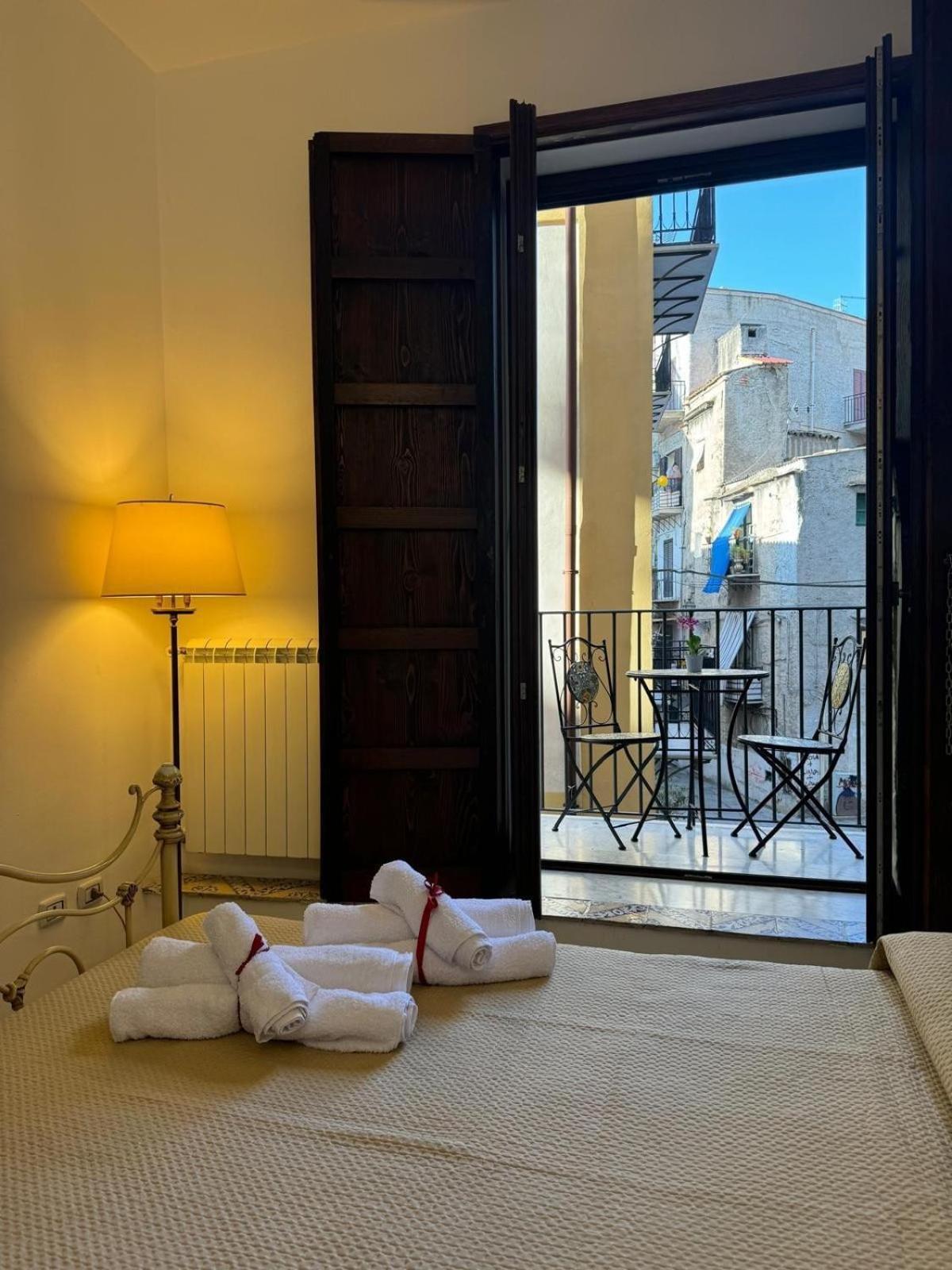 La Rosa Bianca Della Vucciria Villa Palermo Kültér fotó